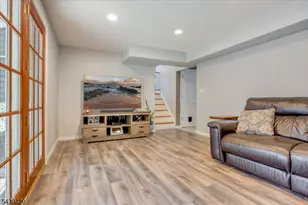 7 Beekmeer Pl, Mount Olive, NJ 07836 - Photo 28