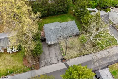 18 Belton St, Byram Township, NJ 07874 - Photo 4