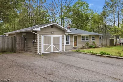 18 Belton St, Byram Township, NJ 07874 - Photo 30
