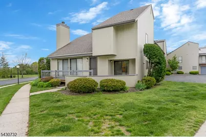 57 Woodhill St, Franklin Township, NJ 08873 - Photo 2