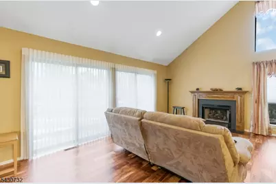 57 Woodhill St, Franklin Township, NJ 08873 - Photo 12