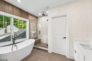 21 Maplewood Dr, Livingston, NJ 07039 - Photo 22