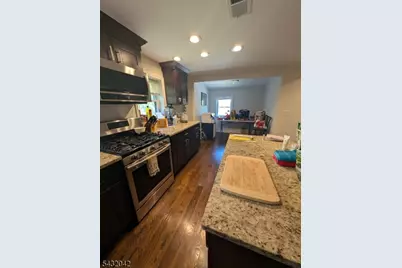 174 Snyder Ave #3, Berkeley Heights Township, NJ 07922 - Photo 4
