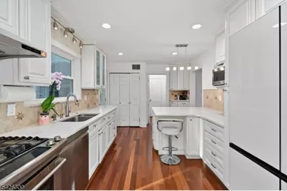 85 Whitney Rd, Millburn, NJ 07078 - Photo 12