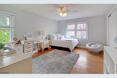 2 Midwood Dr, Florham Park, NJ 07932 - Photo 14