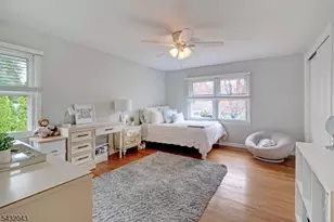 2 Midwood Dr, Florham Park, NJ 07932 - Photo 14