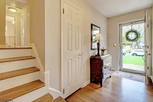 2 Midwood Dr, Florham Park, NJ 07932 - Photo 4