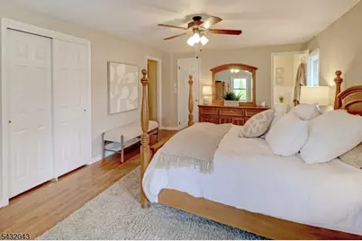 2 Midwood Dr, Florham Park, NJ 07932 - Photo 12