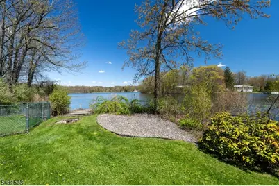 4 Spruce Ct, Vernon, NJ 07422 - Photo 40