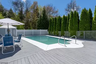 4 Spruce Ct, Vernon, NJ 07422 - Photo 2