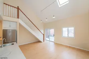 1 Alta Ct, Vernon, NJ 07462 - Photo 2