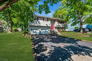3 Wilton Ave, Middlesex, NJ 08846 - Photo 2
