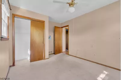 3 Wilton Ave, Middlesex, NJ 08846 - Photo 24