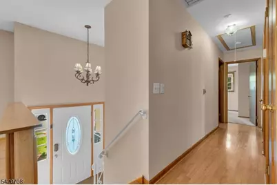 3 Wilton Ave, Middlesex, NJ 08846 - Photo 4