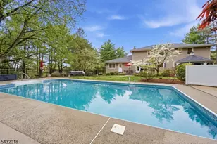 15 Sunrise Cir, Clinton Township, NJ 08809 - Photo 2