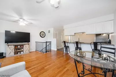 10 Augusta Dr #9, Vernon, NJ 07462 - Photo 8