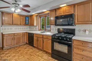 67 Eyland Ave, Roxbury Township, NJ 07876 - Photo 16