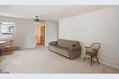 31 Knoble Pl, Hawthorne, NJ 07506 - Photo 24