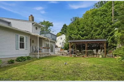 31 Knoble Pl, Hawthorne, NJ 07506 - Photo 32