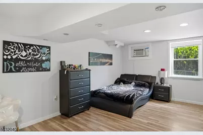 31 Knoble Pl, Hawthorne, NJ 07506 - Photo 26