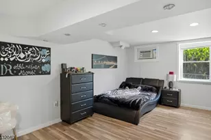 31 Knoble Pl, Hawthorne, NJ 07506 - Photo 26