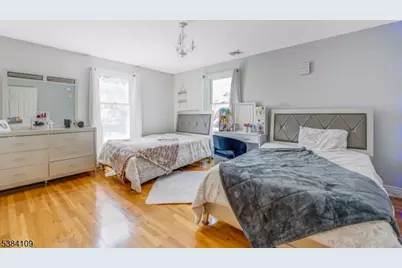 207 Eileen Dr, Cedar Grove, NJ 07009 - Photo 18