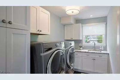 1091 Minisink Way, Westfield, NJ 07090 - Photo 24