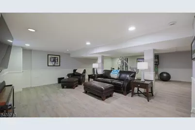 1091 Minisink Way, Westfield, NJ 07090 - Photo 36