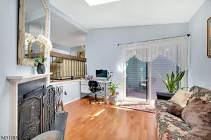 19 Meadowview Dr, Clinton Township, NJ 08801 - Photo 18