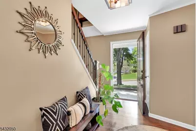3 Aspen Dr, Chester, NJ 07930 - Photo 4