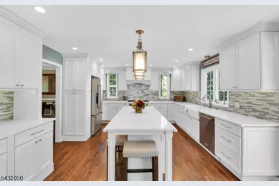 3 Aspen Dr, Chester, NJ 07930 - Photo 8