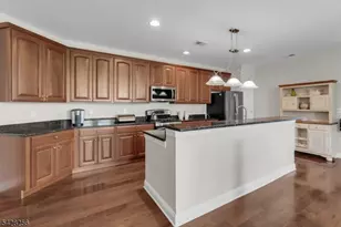 284 Victoria Dr, Bridgewater, NJ 08807 - Photo 6