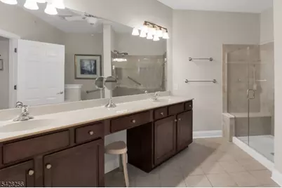 284 Victoria Drive #284, Bridgewater, NJ 08807 - Photo 16