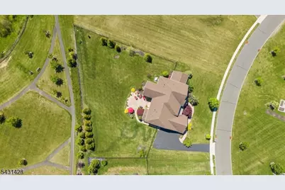 4 Jacob Ct, Raritan Township, NJ 08822 - Photo 16