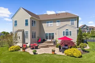 4 Jacob Ct, Raritan Township, NJ 08822 - Photo 10