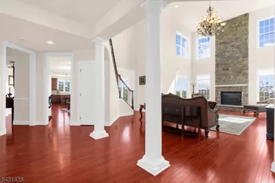 4 Jacob Ct, Raritan Township, NJ 08822 - Photo 14
