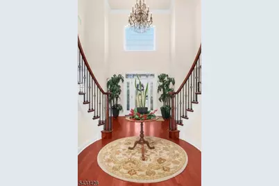 4 Jacob Ct, Raritan Township, NJ 08822 - Photo 20