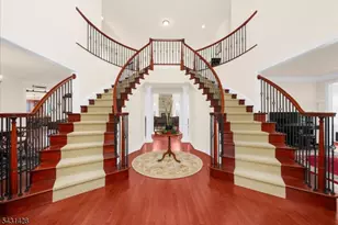 4 Jacob Ct, Raritan Township, NJ 08822 - Photo 2
