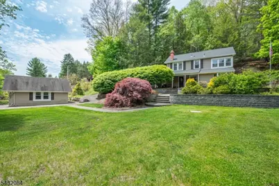 2 Red Mine Rd, Wanaque, NJ 07465 - Photo 4