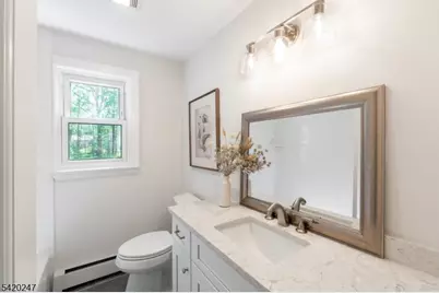22 Harriet Dr, Hanover Township, NJ 07981 - Photo 16