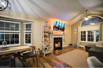 88 Wycombe Pl, Franklin Township, NJ 08873 - Photo 22