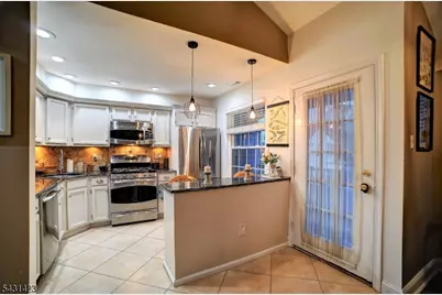 88 Wycombe Pl, Franklin Township, NJ 08873 - Photo 16