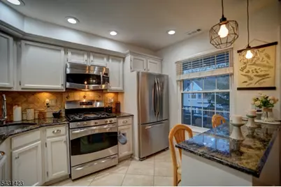 88 Wycombe Pl, Franklin Township, NJ 08873 - Photo 12