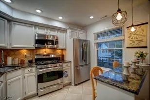 88 Wycombe Pl, Franklin Township, NJ 08873 - Photo 12