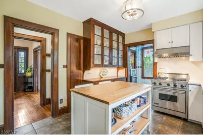 270 Altamont Pl, Somerville, NJ 08876 - Photo 14