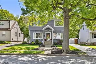 347 W Passaic Ave, Rutherford, NJ 07070 - Photo 2