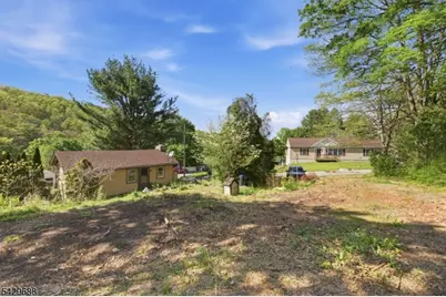 39 Fernwood Ave, Hardyston Township, NJ 07460 - Photo 4