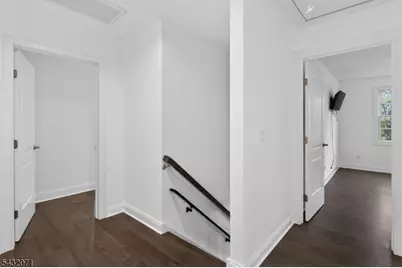 163 Myrtle Ave, Cedar Grove, NJ 07009 - Photo 14