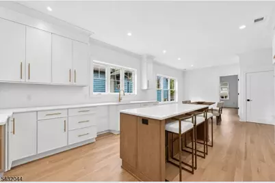 301 Edgar Ave, Cranford Township, NJ 07016 - Photo 8