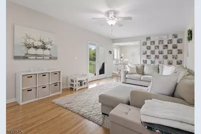 86 Carriage Trl, Montgomery Township, NJ 08502 - Photo 8